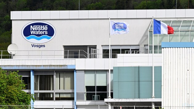 Die französische Regierung soll von Nestlés illegalen Praktiken gewusst haben. (Bild: AFP)