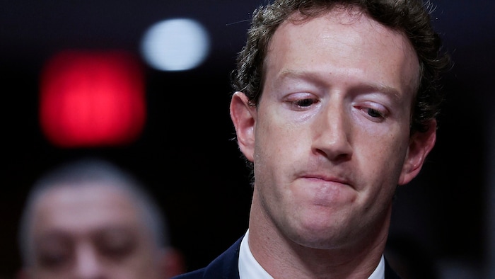 Mark Zuckerberg bei einer emotionalen Anhörung im US-Kongress rund um die Gefahren für ...
