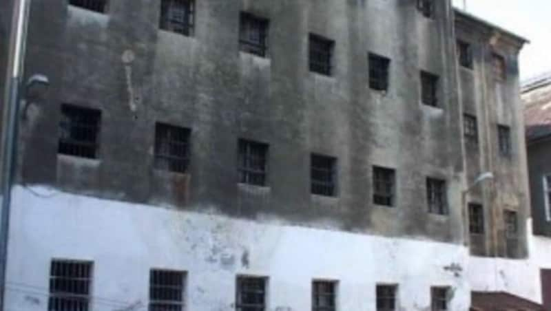 The prison in Mitrovica where the young Viennese was detained (Bild: zVg)