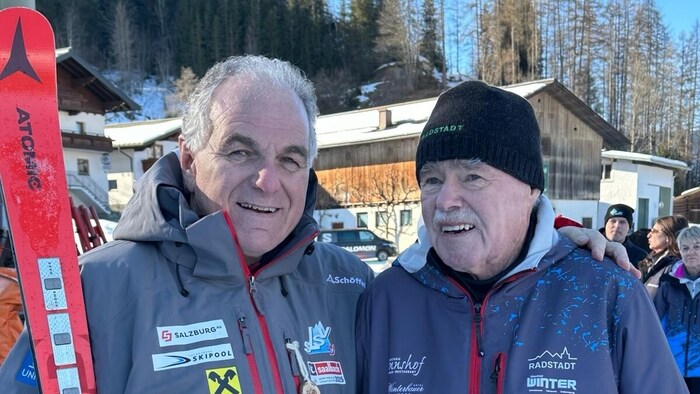 Radstadt-Chef Bauregger (rechts) mit Landes-Ski-Boss Gensbichler.