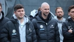 Neo-Hoffenheim-Chef Schicker (li.) könnte seinen früheren Trainer Chris Ilzer nachholen. (Bild: GEPA pictures)