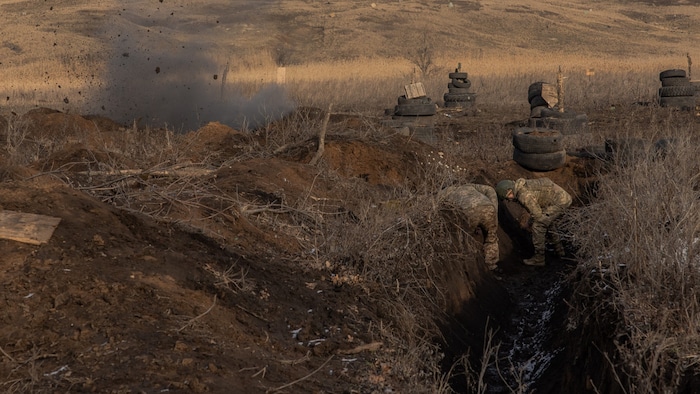Ukrainische Soldaten beim Training