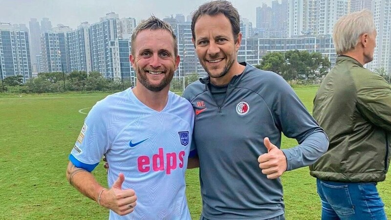 Jantscher und Wolfgang Luisser in Hongkong. (Bild: zVg/Jantscher)