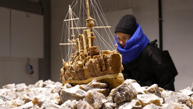 Die Ausstellung im Bad Ischler Sudhaus befasst sich mit dem Thema Salz und der Wichtigkeit für die Region. (Bild: krone.tv)