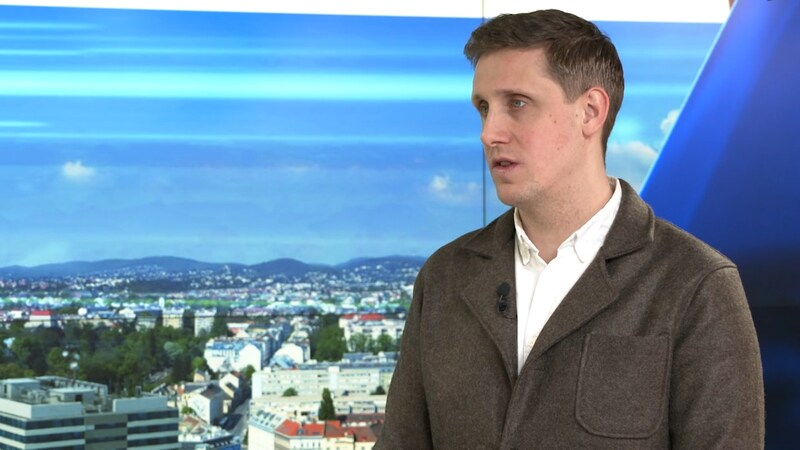 "Krone" domestic politics journalist Nikolaus Frings (Bild: krone.tv)
