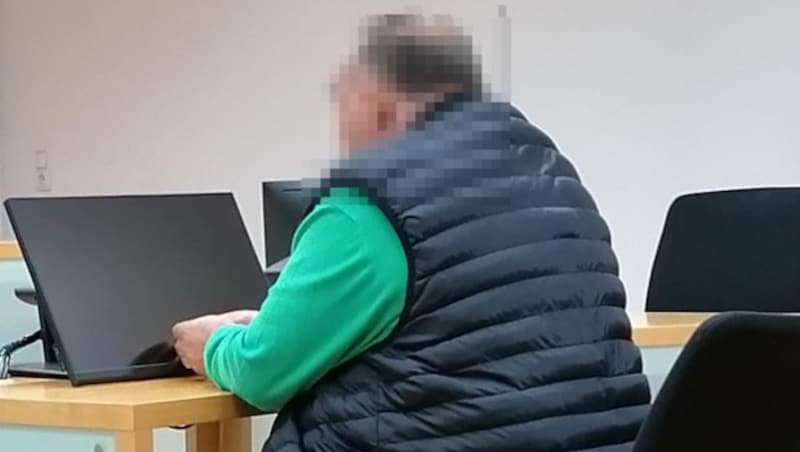 Der 58-Jährige in Innsbruck vor Gericht. (Bild: Stegmayr Markus, Krone KREATIV)