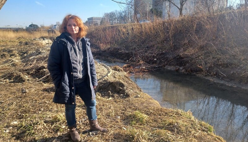 Sabine Hiermann fühlt sich bei der Rettung des Bibers alleine gelassen: „Wir brauchen humane Lösung.“  (Bild: zVg)