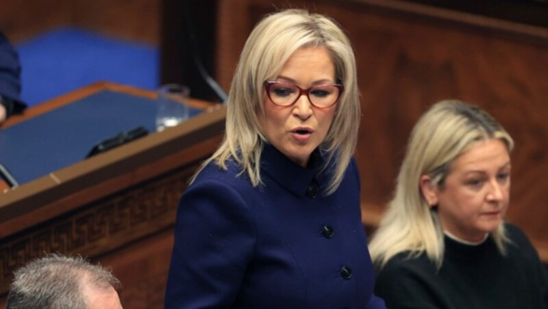 Mit Michelle O‘Neill (Bild) steht erstmals eine Katholikin an der Spitze der nordirischen Regierung. (Bild: Associated Press)