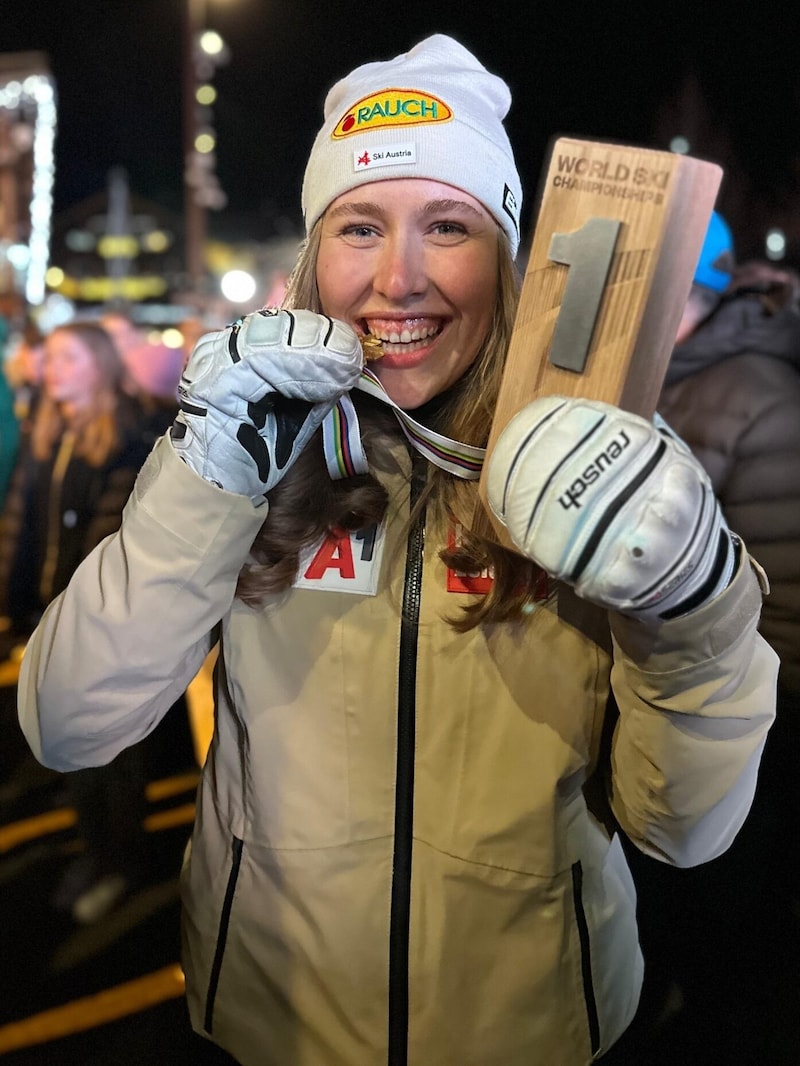 Die Bregenzerwälderin Victoria Olivier durfte in Hochsavoyen über Gold in der Abfahrt jubeln. (Bild: Ski Austria)