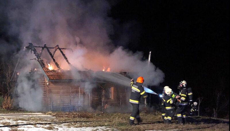 Zwei Feuerwehren waren mit 28 Personen im Einsatz. (Bild: Freiwillige Feuerwehr Gamlitz)