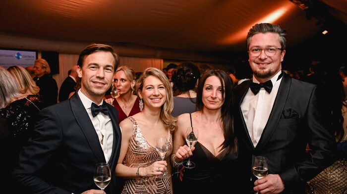 Nina und Stefan Leeb (li.) sowie Nicole und Florian Pichler (re.) genossen den Abend.