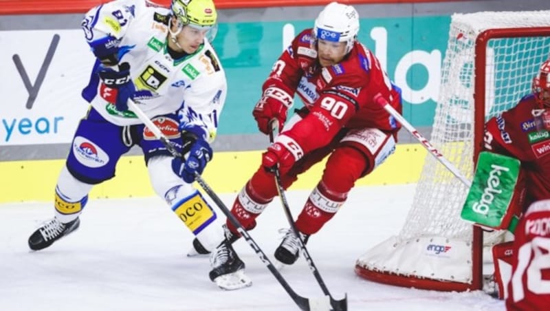 VSV-Stürmer Marco Richter (li.) hatte die Adler im ersten Drittel mit 1:0 in Front gebracht. (Bild: GEPA pictures)