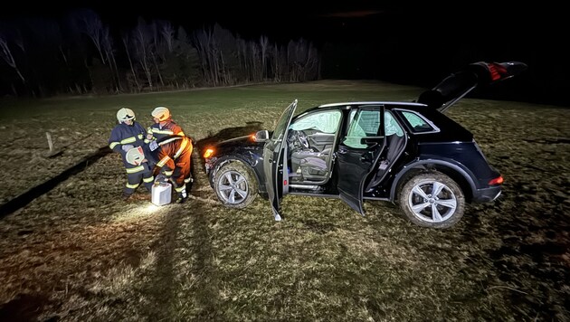 The car was badly damaged. (Bild: FF Mondsee)