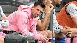 Lionel Messi sah Jakob Jantscher nur von der Bank aus. (Bild: APA/AFP/Peter PARKS)