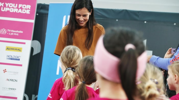 Ivanovic hatte in Linz auch für die Tennis-Kids Zeit