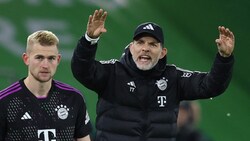 Matthijs de Ligt (links) und Trainer Thomas Tuchel sind bedient. (Bild: APA/AFP/Ronny HARTMANN)