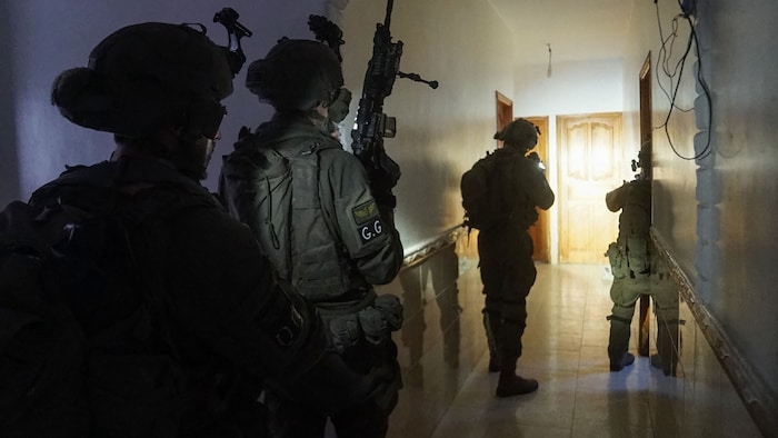 Im Zuge ihrer Offensive hat die israelische Armee zahlreiche Palästinenser festgenommen.