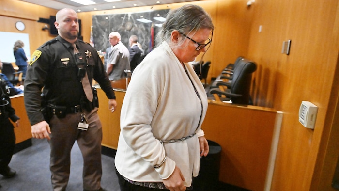 La madre de Ehan, Jennifer Crumbley, fue condenada en otro juicio en febrero.