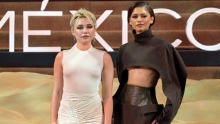 Florence Pugh und Zendaya gaben bei der „Dune: Part Two“-Premiere ein ziemlich heißes Duo ab. (Bild: APA/AFP/ALFREDO ESTRELLA)