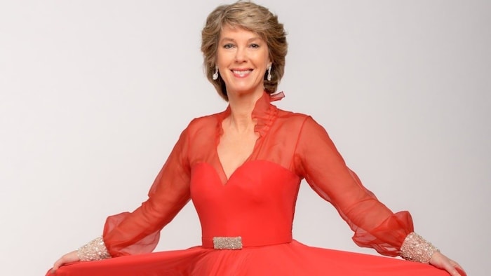 14 Jahre erfolgreich den Opernball moderiert hat Kulturlady Barbara Rett.