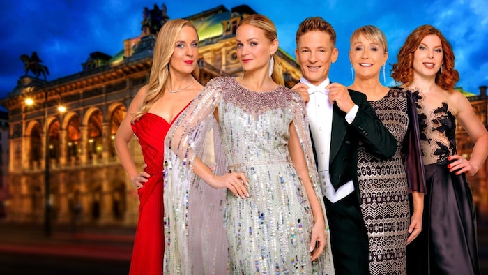 Das ORF-Team am Opernball heuer: Lilian Klebow, Mirjam Weichselbraun, Andi Knoll, Marion Benda ...