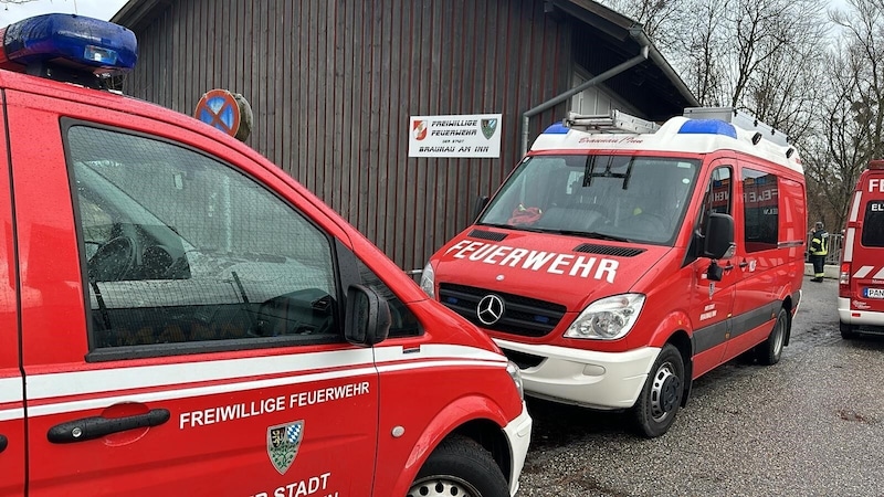 Mehr als 100 Helfer von Feuerwehr und Polizei waren an der Suchaktion beteiligt. (Bild: Pressefoto Scharinger © Daniel Scharinger)