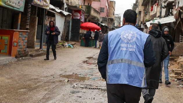 Un empleado de la organización de ayuda de la ONU UNRWA en la Franja de Gaza (foto de archivo) (Bild: AFP)