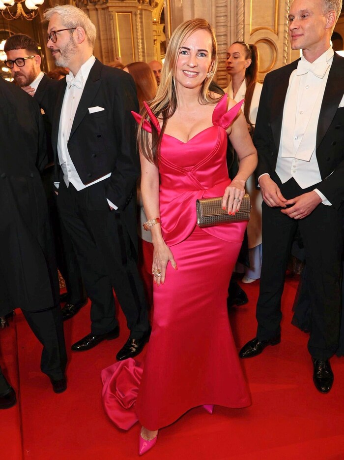Maria Großbauer als „Pink Lady“ in Laskari