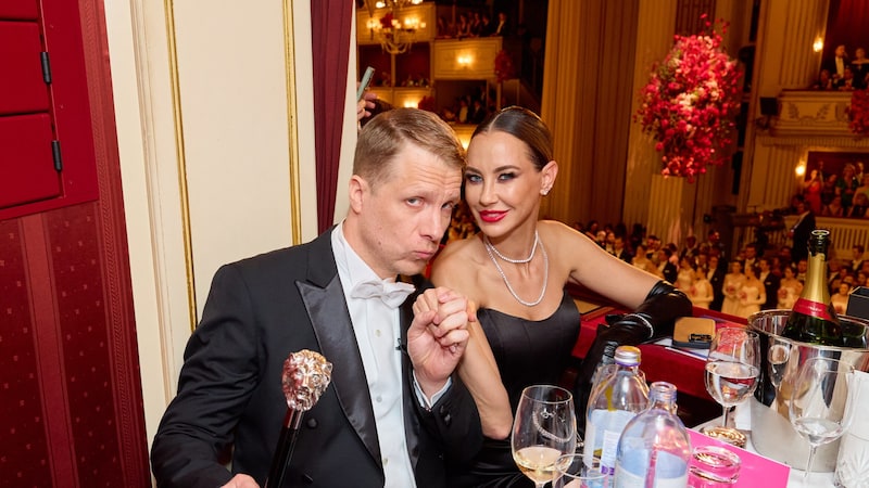 Oliver Pocher und seine Ex-Ehefrau Alessandra Meyer-Wölden besuchten heuer gemeinsam den Opernball. Jetzt sprach die 41-Jährige über ihre neue Liebe. (Bild: Starpix / picturedesk.com)