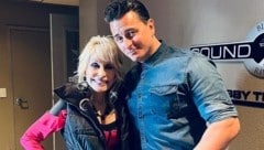 Country-Ikone Dolly Parton und Volksmusiker Andreas Gabalier im Musikstudio in Tennessee (Bild: zVg Andreas Gabalier)