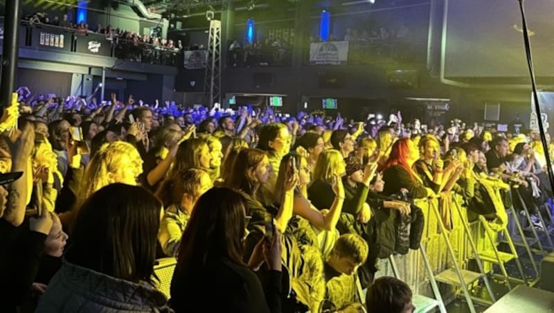 Die Music Hall in Inns- bruck platzte beim Konzert von Alexander Eder aus allen Nähten. (Bild: Jasmin Steiner)