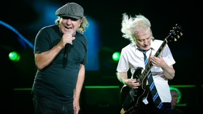 Wieder auf der Bühne vereint: AC/DC -Gitarrenheld Angus Young und Sänger Brian Johnson
