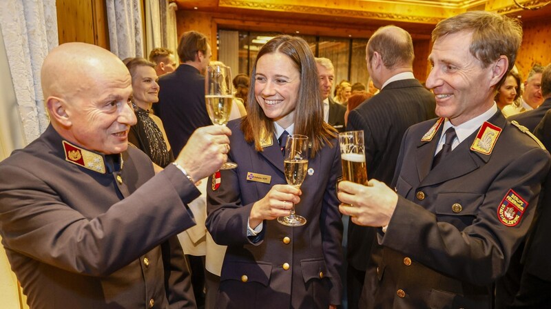 Kripo-Chef Andi Huber, Katharina Ablinger von der Wasserrettung und Branddirektor Reinhold Ortler (v.l.n.r.) (Bild: Tschepp Markus)