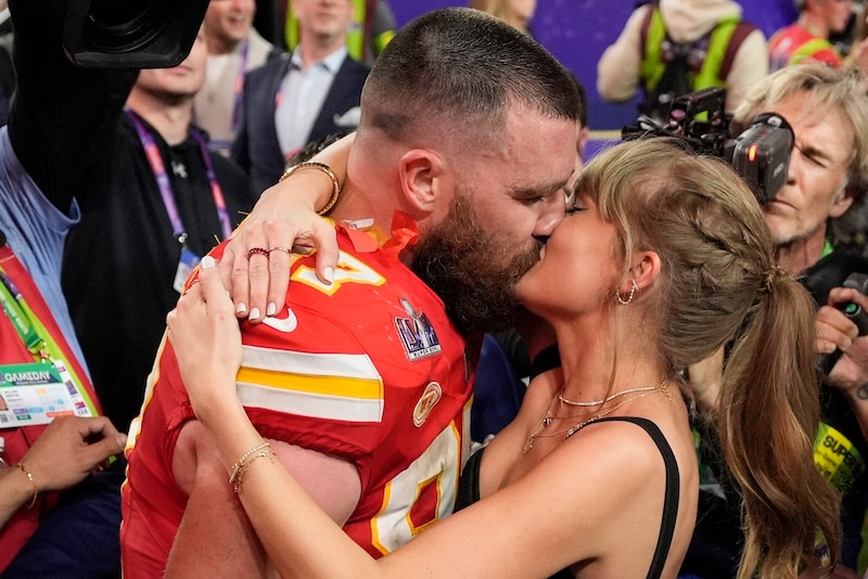 Kelce liebt es „wenn Taylor zu den Spielen kommt“ und ihn unterstützt. (Bild: APA/ John Locher)