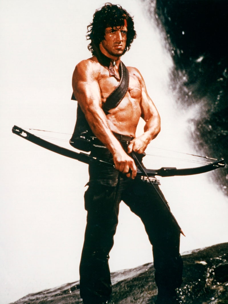 Sylvester Stallone in „Rambo II - Der Auftrag“ (Bild: mptv / picturedesk.com)