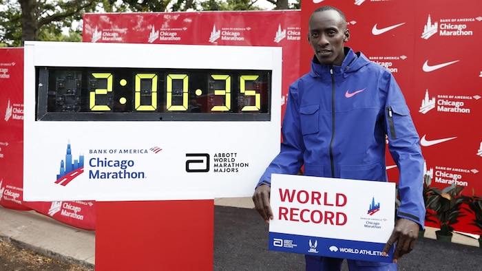 Kiptum hatte vor gut vier Monaten den Chicago-Marathon in der Weltrekord-Zeit von 2:00:35 Stunden gewonnen.