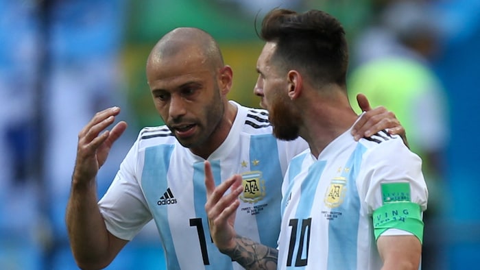 Javier Mascherano (l.) und Lionel Messi (r.)