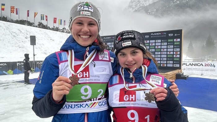 Laura Pletz (18, l.) eroberte im Duett mit der Tirolerin Anna-Sophie Gredler Bronze im ...