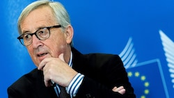 Der frühere EU-Kommissionspräsident Jean-Claude Juncker ortet eine Vorkriegsstimmung in Europa. (Bild: APA/AFP/POOL/Kenzo TRIBOUILLARD)