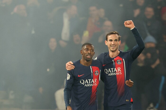 Dembele mit Fabian Ruiz