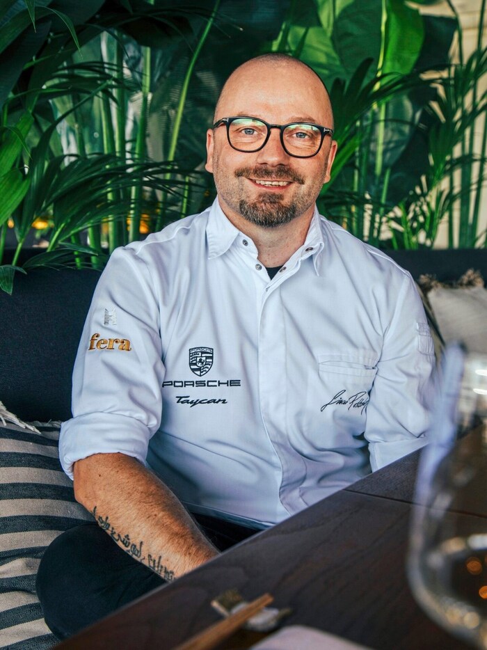 Simon Petutschnig erwöhnt im Restaurant Fera.