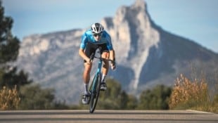 Rad-Star Felix Gall spulte in der Sierra Nevada 45.500 Höhenmeter ab. (Bild: P.Ballet/A.Broadway/AG2R-Decathlon)