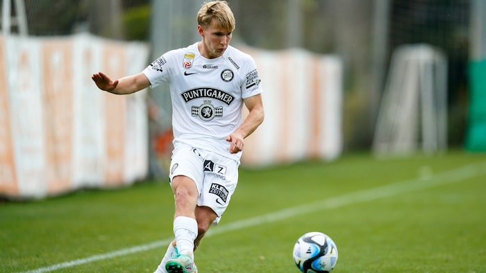 Samuel Stückler made two appearances for the professionals.