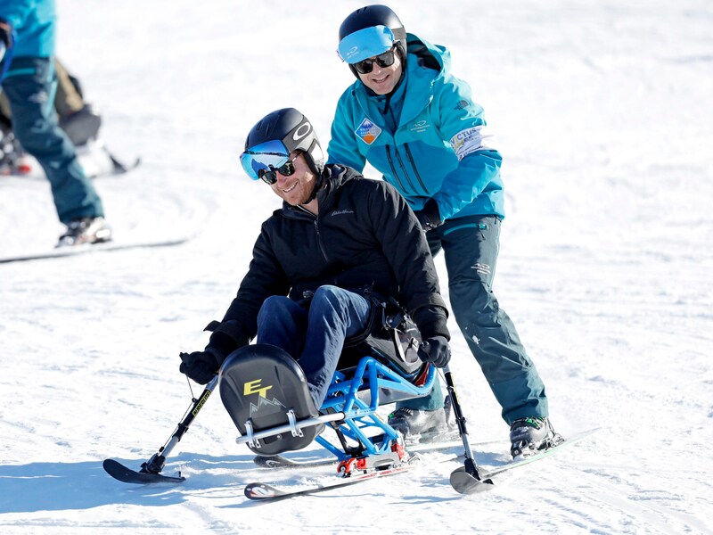 Prinz Harry flitzte über die Piste. (Bild: APA/Getty Images via AFP/GETTY IMAGES/Andrew Chin)