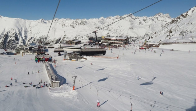 A Danish woman fell twelve meters from a chairlift in Ischgl on Wednesday. (Bild: zoom.tirol)