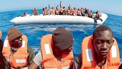 Sommerliche Temperaturen, ruhige See, gefährlicher Weg: Italien fürchtet einen Flüchtlingsansturm. (Bild: AFP or licensors)