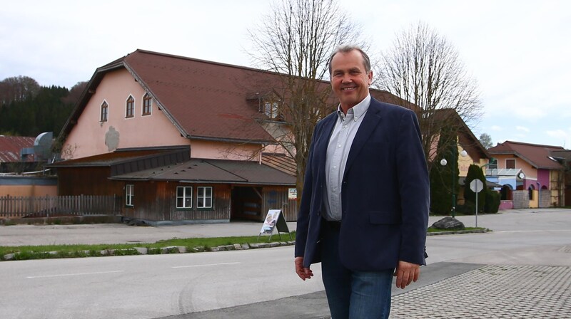 Bürgermeister Wolfgang Wagner wartet gespannt auf die Pläne. (Bild: Roittner Felix)