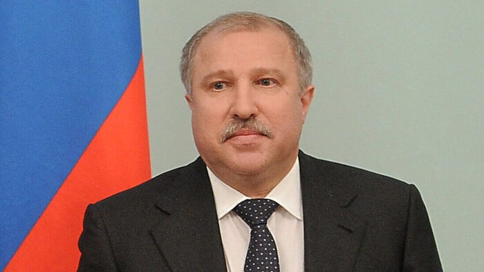 Eduard Khudainatov claims to be the "true" owner of the Amadea.