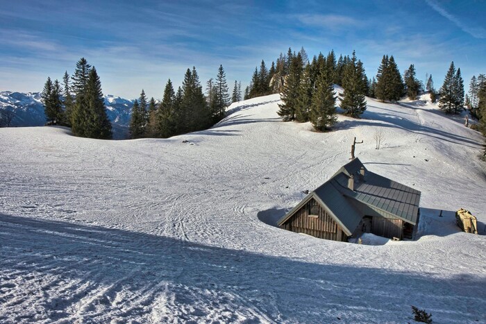 Im Tal lässt er auf sich warten - doch am Berg hat sich eine ordentliche Schneedecke gebildet.