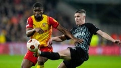 Kevin Danso (left) could leave Lens this summer. (Bild: ASSOCIATED PRESS)